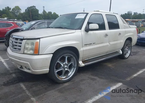 2002 Cadillac Escalade Ext Standard z USA, uszkodzony, nr VIN 3GYEK63N62G275469